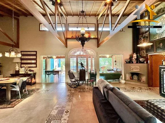 Imagem Casa à venda no condomínio Paissagem Renoir na Granja Viana - Batelli Imóveis