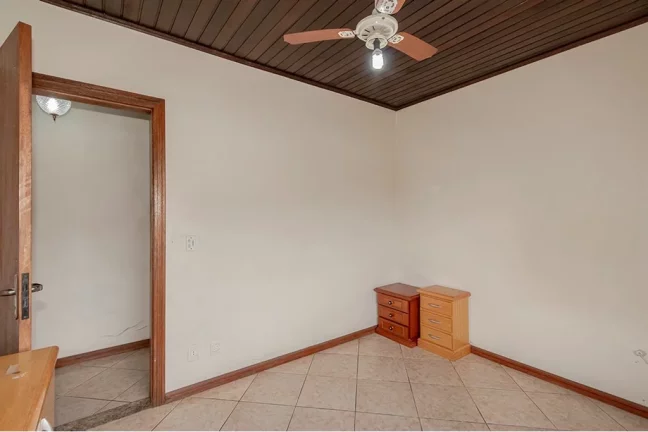 Imagem CJB 1190 Casa 612521044-67 - Casa à venda no bairro Cavalhada - Porto Alegre/RS