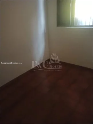 Imagem Casa para Venda em Limeira, Jardim Gustavo Picinini, 3 dormitórios, 1 banheiro, 2 vagas