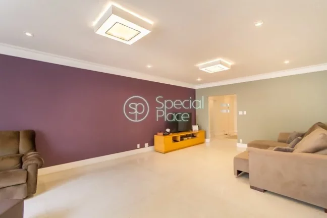Imagem Linda reforma em apartamento na Alameda Barros. São 213m2 de área privativa, 3 dormitórios ( 1 su...