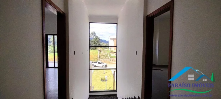 Imagem Encanto e Espaço: Casa com 4 Suítes no Vila Tertúlia
