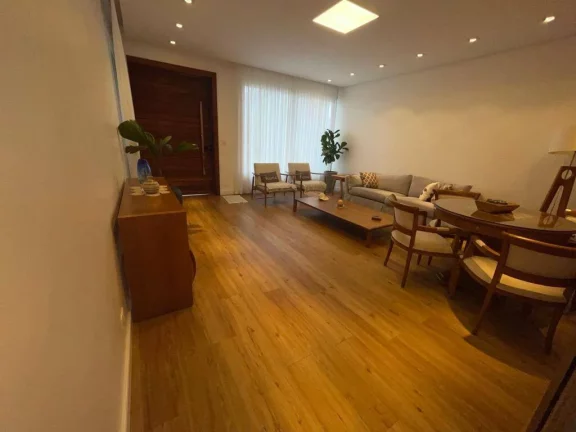 Imagem Casa à Venda em Condominio de Altao Padrão no Massaguaçu em Caraguatatuba