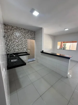 Imagem Casa 2/4 Com Suite No Monte Pascoal