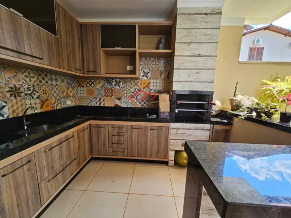 Imagem Sobrado em Condomínio para Venda em Sumar?(C) / SP no bairro Residencial Real Parque Sumar?(C) Imagem Sobrado em Condomínio para Venda em Sumar?(C) / SP no bairro Residencial Real Parque Sumar?(C)
