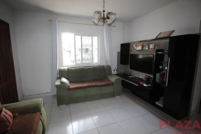 Imagem Terreno com 2 Casas + Depósito | Oportunidade de Investimento em Balneário Camboriú