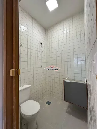 Imagem Kitnet com 1 dormitório à venda, 29 m² por R$ 220.000 - Boqueirão - Praia Grande/SP