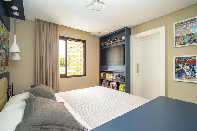 Imagem Luxuoso Apartamento em frente ao Clube Curitibano no coração do Água Verde.