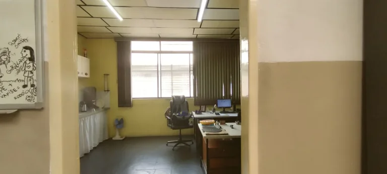 Oportunidade Única em São Caetano do Sul: Galpão Comercial no Bairro Cerâmica