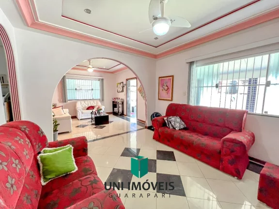 Imagem Casa linear com 4 suítes, lazer privativo a venda no Centro de Guarapari-ES.