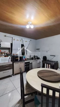 Imagem Casa Espinheiros Parcialmente Averbada