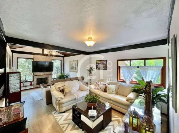 Imagem Casa com 3 dormitórios à venda, 183 m² por R$ 1.280.000,00 - Chácara Santa Lúcia - Carapicuíba/SP