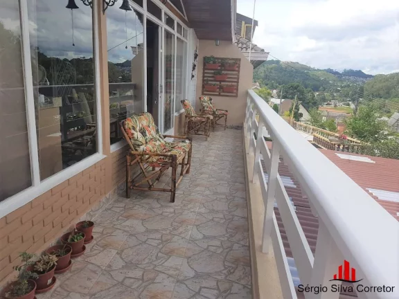 Imagem Casa a Venda com 262 m² no Vila Izabela em Campos do Jordão.