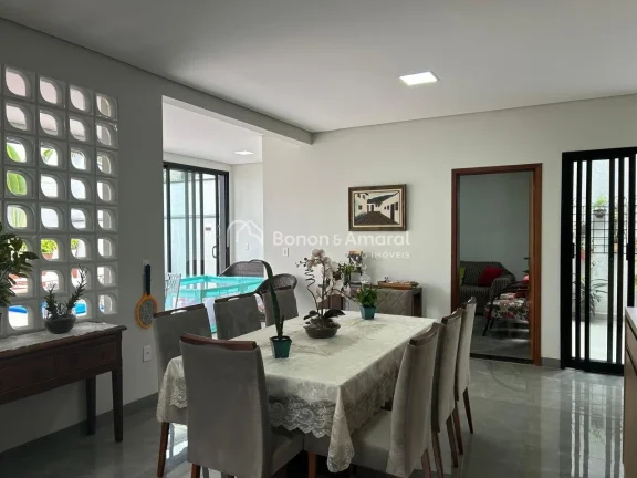 Imagem Sobrado à venda no Residencial Villa do Sol :
 Com 287 m² de área construída - 4 dormitórios e ...
