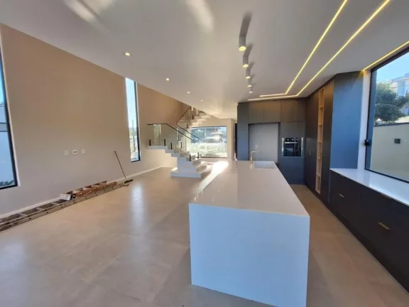 Imagem Sobrado com 3 dormitórios à venda, 200 m² por R$ 2.900.000,00 - Parquelândia - Mogi das Cruzes/SP