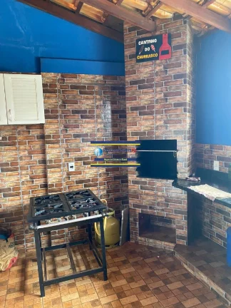 Imagem Rancho vende R$ 500.000 Club Naútico Miguelópolis - SP, 3 quartos sendo 1 suíte, piscina, churrasqueira.
