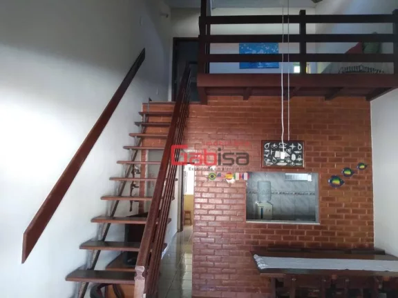 Imagem Casa com 2 dormitórios à venda, 70 m² por R$ 320.000,00 - Peró - Cabo Frio/RJ
