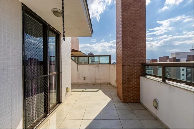 Imagem Cobertura Duplex para Venda em Curitiba, Cristo Rei, 2 dormitórios, 1 suíte, 3 banheiros, 2 vagas