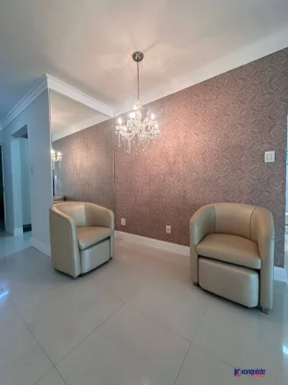 Imagem VENDO/ ALUGO CASA 3/4 SENDO DUAS SUITE EM CONDOMÍNIO