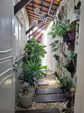 Imagem Casa à venda no bairro Coroa do Meio - Espaçosa e com área de lazer