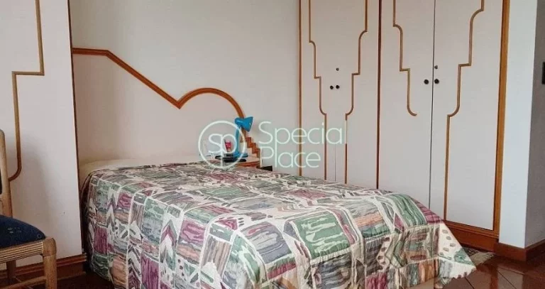 Imagem Cobertura com vista definitiva para a Z1 zona residencial de Moema. No piso superior, possui lazer c...