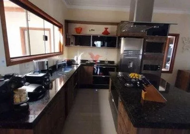 Imagem ...lt;br...gt;Casa alto padr...atilde;o no Bairro Portal das Colinas em Guaratinguet...aacute;. Esse...