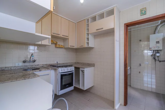 Imagem Apartamento de 3 quartos no bairro Ahú