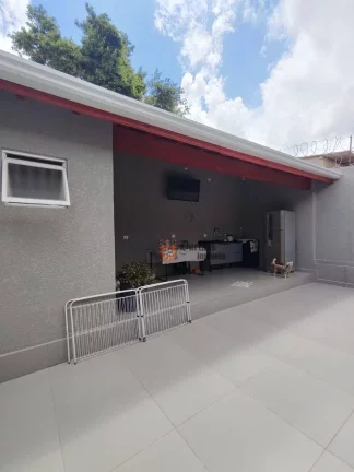 Imagem Casa com 2 dormitórios à venda, 128 m² por R$ 490.000,00 - Jardim Aracati - Bragança Paulista/SP