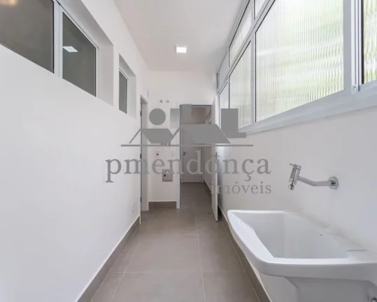Imagem Apartamento à venda em Higienópolis, com 3 quartos e 1 vaga, 200 m².
