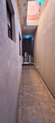 Imagem Sobrado com Salão comercial 5 X 25 mts, 2 Quartos sendo 1 Suíte, 1 Casa em Cima falta acabamento no Jardim Zaíra 4, Mauá-SP