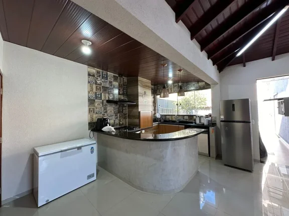 Imagem Sobrado em Rua Comercial Excelente Oportunidade!