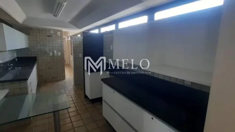 Imagem Oportunidade em BOA VIAGEM: 234m², 04qts, 01suíte, 02vagas...