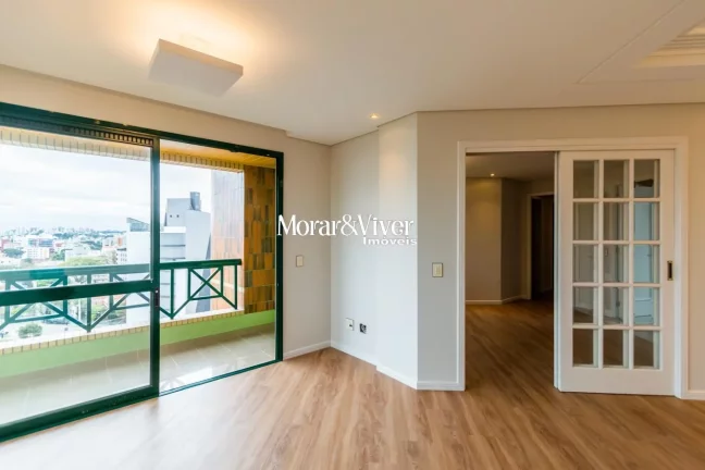 Imagem Apartamento para Venda em Curitiba, Centro, 3 dormitórios, 1 suíte, 3 banheiros, 2 vagas