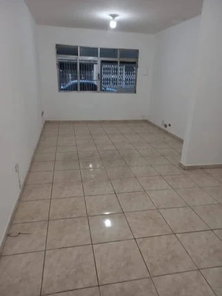 Imagem Sobrado Ótima Localização 125 m2 5 Dormitórios e 2 Vagas de Gargens