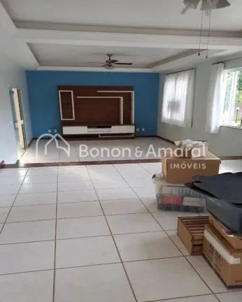 Imagem Ãtima casa Ã  venda na regiÃ£o do Galleria shopping.
SÃ£o 550 mÂ² de terreno, 252 mÂ² de construÃ§Ã...