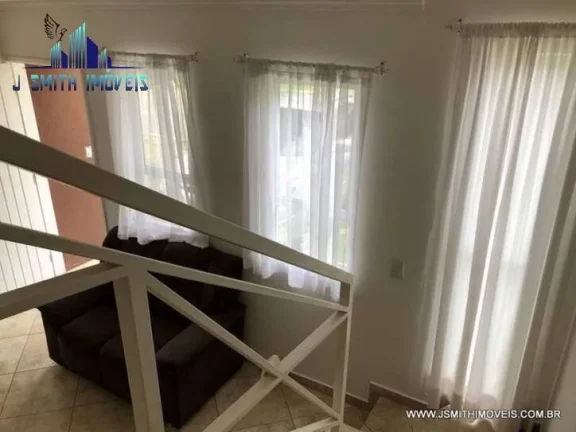 Imagem Sobrado Cond. fechado 2 dorms, quintal coberto, 2 vagas! Cotia