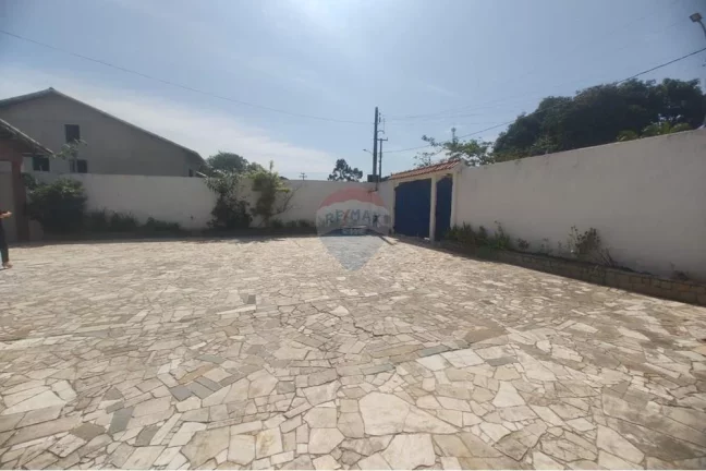 Imagem Duas Casas à Venda em Vilatur – O refúgio perfeito para sua família em um único terreno!