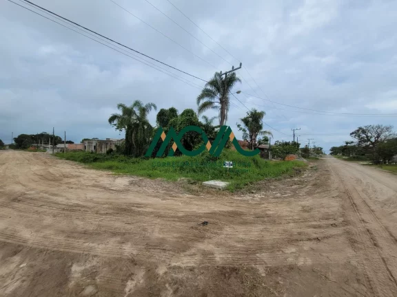 Imagem TERRENO ESQUINA Balneário CAMBIJU ! Pouca Vegetação Avenida Hercilio Luz x Avenida Felipe Schimidt