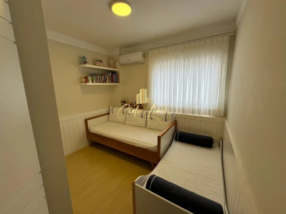 Imagem Vendo apartamento de Alto Padrão de 04 Dormitórios no bairro Centro - SC