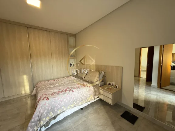 Imagem Sobrado, 3 Dormitórios sendo 3 Suítes, Condomínio Residencial Mantiqueira.