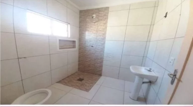 Imagem VENDE-SE ÓTIMA CASA 02 DORMITORIOS SENDO UMA SUITE ARAÇATUBA SP