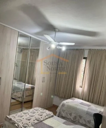 Imagem Sobrado em excelente estado, com 3 dormitórios (todos com armários, ar-condicionado e ventiladores...