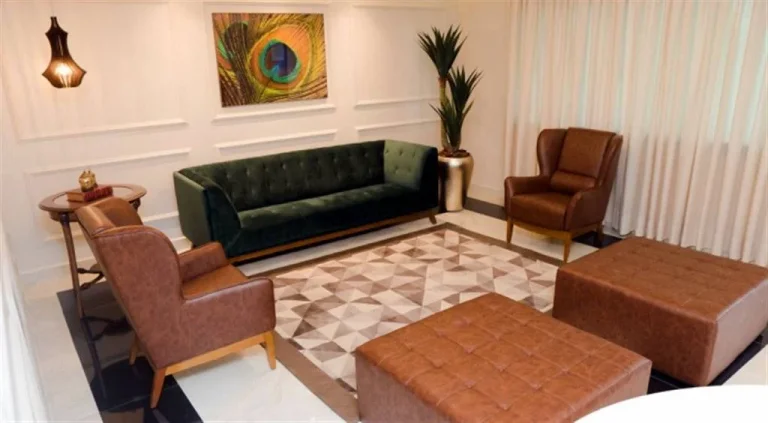 Imagem APARTAMENTO COM 129.5 m² - FORTE - PRAIA GRANDE SP