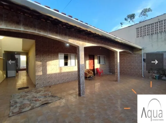 Imagem Casa para Venda em Itanhaém, Tupy, 3 dormitórios, 1 suíte, 1 banheiro, 3 vagas