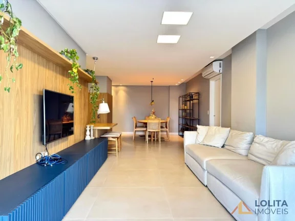Apartamento à Venda no bairro Agronômica, Florianópolis/SC: 3 quartos, sacada com churrasqueira e lazer completo