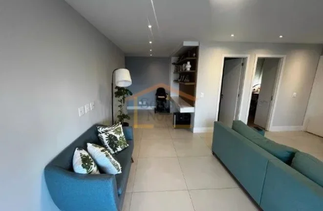 Imagem Apartamento com 92 m², com 2 dormitórios, sendo 1 suite, possibilidade de terceiro dormitório rev...