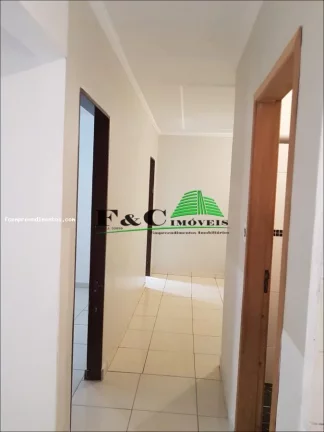 Imagem Casa para Venda em Avaré, Avaré I, 2 dormitórios, 1 banheiro, 2 vagas