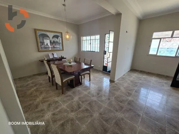 Imagem Casa com 5 dormitórios à venda, 197 m² por R$ 550.000,00 - Califórnia - Nova Iguaçu/RJ