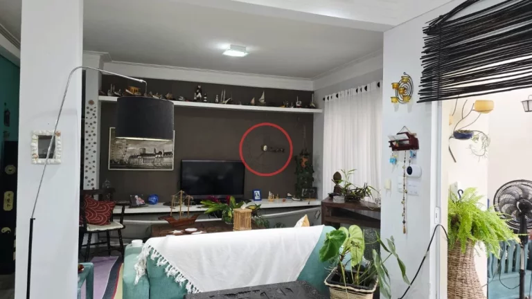 Imagem CASA TÉRREA DENTRO DE RESIDENCIAL , COM QUINTAL EM L, COM PISCINA, AREA GOURMET, COM 130 MT DE AREA CONSTRUÍDA