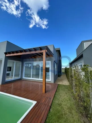 Imagem Casa á venda com 3 suítes no Engenho Velho em Torres/RS