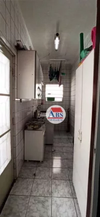 Imagem Casa à venda, 196 m² por R$ 300.000,00 - Parque das Bandeiras - São Vicente/SP